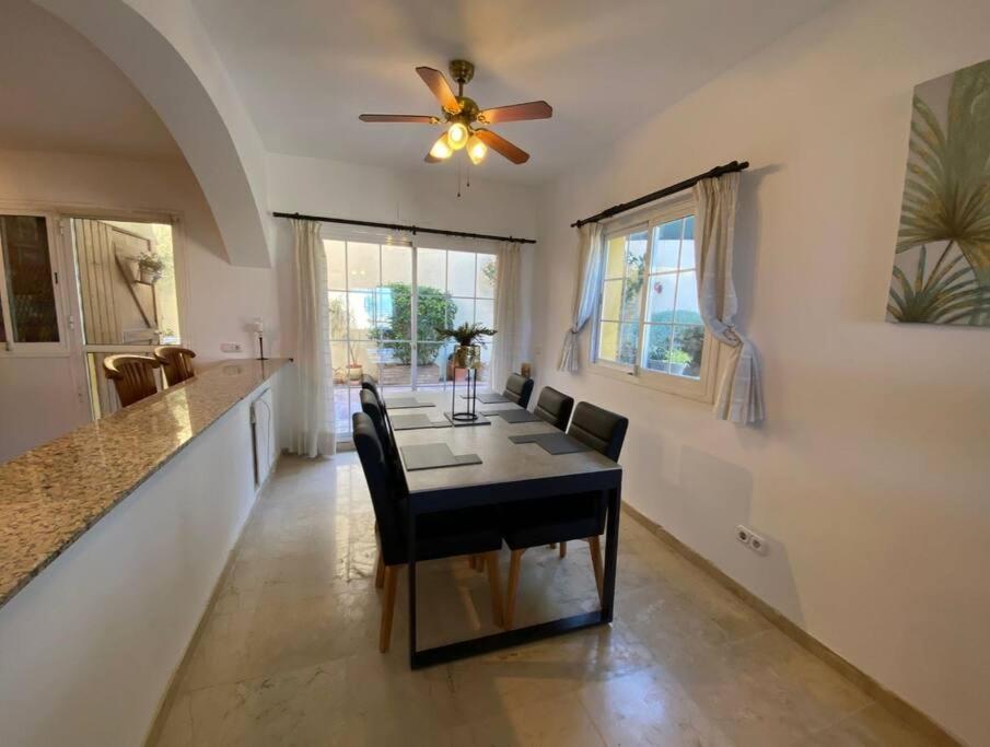 3 Bedroom Home With Amazing Views & Outdoor Spaces Manilva Exterior photo